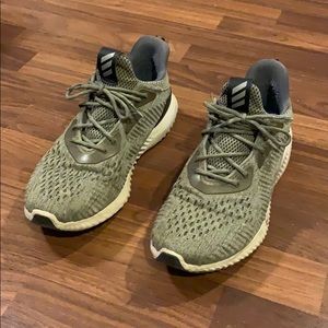 Adidas Alpha Bounce